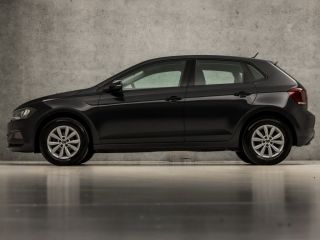 Volkswagen Polo 1.0 TSI Sportline Automaat (APPLE CARPLAY, GROOT NAVI, LM VELGEN, SPORTSTOELEN, PARKEERSENSOREN, ...