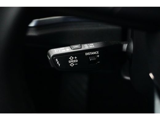 Audi Q3 35 TFSI Pro Line | Achteruitrijcamera | Cruise control adaptief | Elektrisch bedienbare achterklep ActivLease financial lease