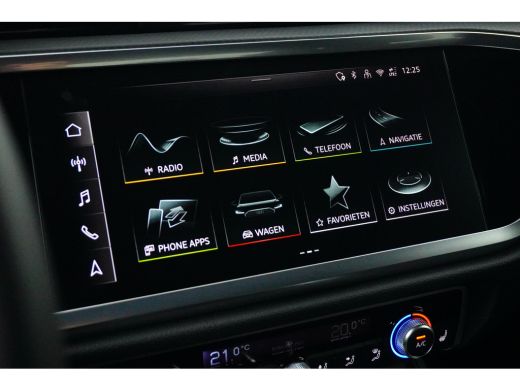 Audi Q3 35 TFSI Pro Line | Achteruitrijcamera | Cruise control adaptief | Elektrisch bedienbare achterklep ActivLease financial lease