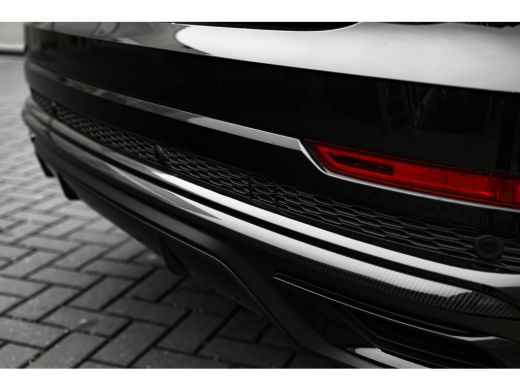 Audi Q8 60 TFSI e quattro Pro Line S Competition 490PK | Trekhaak | Panorama Dak | Supersport stoelen | E... ActivLease financial lease