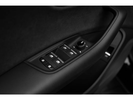 Audi Q8 60 TFSI e quattro Pro Line S Competition 490PK | Trekhaak | Panorama Dak | Supersport stoelen | E... ActivLease financial lease