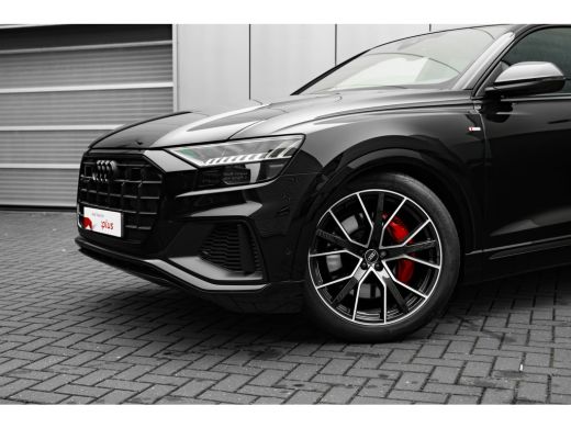 Audi Q8 60 TFSI e quattro Pro Line S Competition 490PK | Trekhaak | Panorama Dak | Supersport stoelen | E... ActivLease financial lease