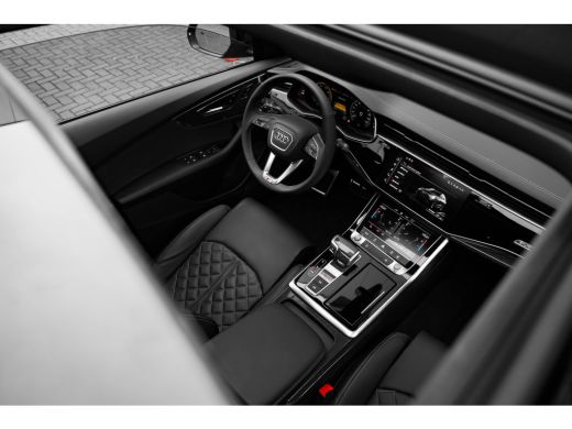 Audi Q8 60 TFSI e quattro Pro Line S Competition 490PK | Trekhaak | Panorama Dak | Supersport stoelen | E... ActivLease financial lease