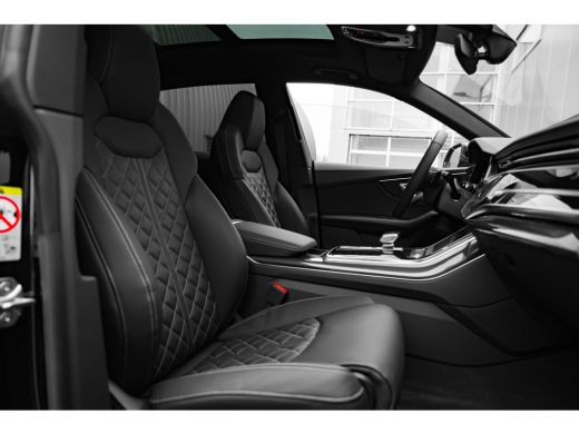 Audi Q8 60 TFSI e quattro Pro Line S Competition 490PK | Trekhaak | Panorama Dak | Supersport stoelen | E... ActivLease financial lease