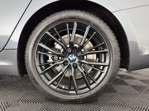 BMW 3 Serie Touring 320e M-Sportpack Business Edition Plus (Plug-In) (INCL-BTW) *PANO | LASER-LED | LEATHER |... ActivLease financial lease