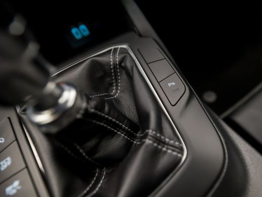 Ford Focus 1.0 EcoBoost Titanium X (VIRTUAL COCKPIT, APPLE CARPLAY, GROOT NAVI, CAMERA, ELEK ACHTERKLEP, CLI... ActivLease financial lease