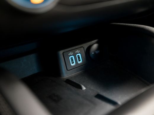 Ford Focus 1.0 EcoBoost Titanium X (VIRTUAL COCKPIT, APPLE CARPLAY, GROOT NAVI, CAMERA, ELEK ACHTERKLEP, CLI... ActivLease financial lease