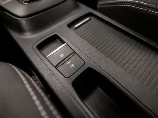 Ford Focus 1.0 EcoBoost Titanium X (VIRTUAL COCKPIT, APPLE CARPLAY, GROOT NAVI, CAMERA, ELEK ACHTERKLEP, CLI... ActivLease financial lease