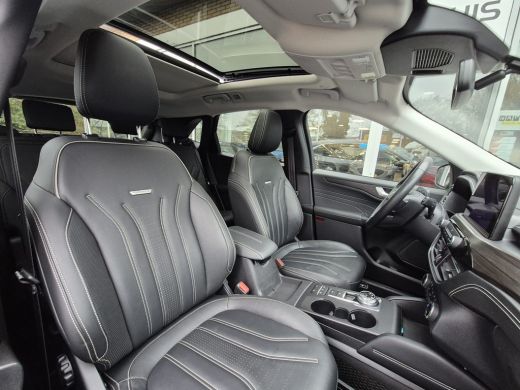 Ford Kuga PHEV 225pk Vignale | Driver Ass-, Technology- en Winter Pack | Pano | Elektr. Trekhaak ActivLease financial lease