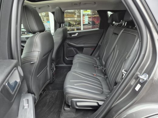 Ford Kuga PHEV 225pk Vignale | Driver Ass-, Technology- en Winter Pack | Pano | Elektr. Trekhaak ActivLease financial lease