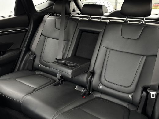 Hyundai Tucson 1.6 T-GDI PHEV Premium 4WD Lederen bekleding | Stoel- en stuurverwarming | 4WD | Navigatiesysteem... ActivLease financial lease