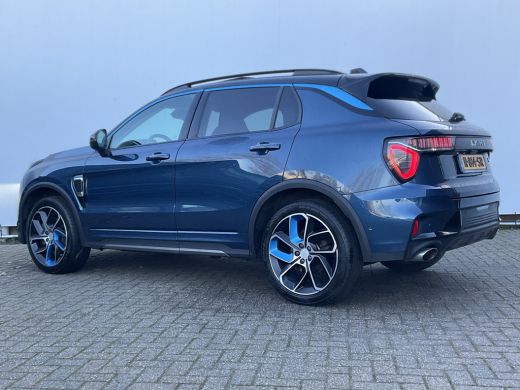 Lynk & Co 01 1.5 PHEV Carplay Pano.dak Adapt.Cruise Hoge zit Plug-in ActivLease financial lease