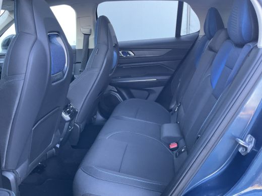 Lynk & Co 01 1.5 PHEV Carplay Pano.dak Adapt.Cruise Hoge zit Plug-in ActivLease financial lease