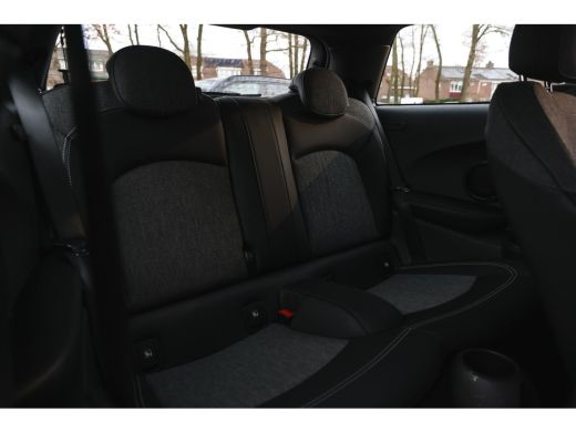 Mini One One Classic / Sportstoelen / LED / Airconditioning / Cruise Control / Navigatie ActivLease financial lease