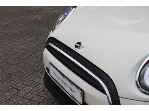 Mini One One Classic / Sportstoelen / LED / Airconditioning / Cruise Control / PDC / Navigatie ActivLease financial lease