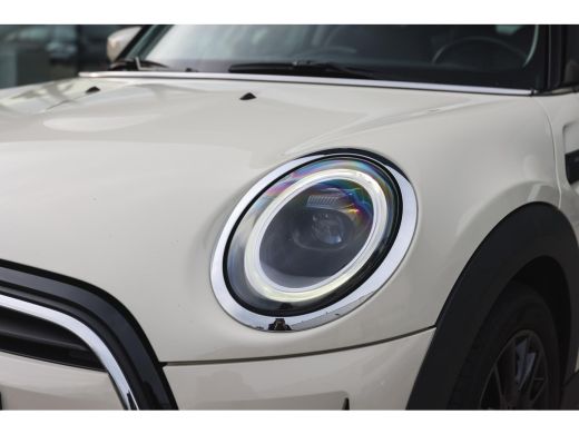 Mini One One Classic / Sportstoelen / LED / Airconditioning / Cruise Control / PDC / Navigatie ActivLease financial lease