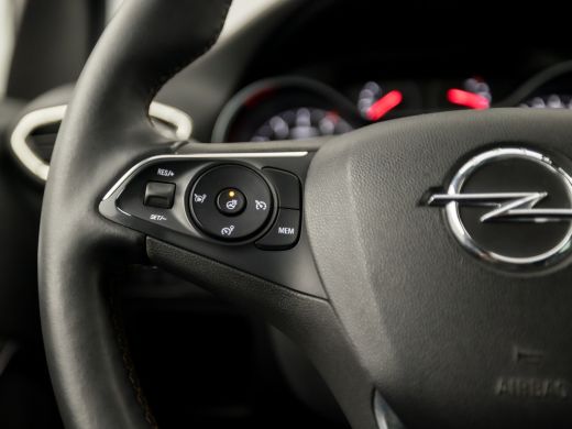 Opel Crossland X 1.2 Turbo Innovation (APPLE CARPLAY, GROOT NAVI, CLIMATE, KEYLESS, STUUR/STOELVERWARMING, LEDER, ... ActivLease financial lease
