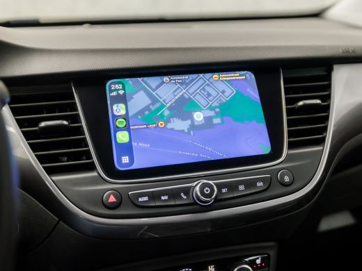 Opel Crossland X 1.2 Turbo Innovation (APPLE CARPLAY, GROOT NAVI, CLIMATE, KEYLESS, STUUR/STOELVERWARMING, LEDER, ... ActivLease financial lease
