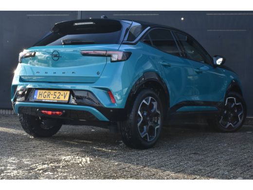 Opel Mokka-e GS 54 kWh 156pk 97%SOH | Adaptive Cruise | Stoelverwarming | LED-Marix | Achteruitrijcamera | Key... ActivLease financial lease