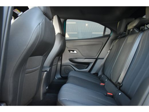 Opel Mokka-e GS 54 kWh 156pk 97%SOH | Adaptive Cruise | Stoelverwarming | LED-Marix | Achteruitrijcamera | Key... ActivLease financial lease