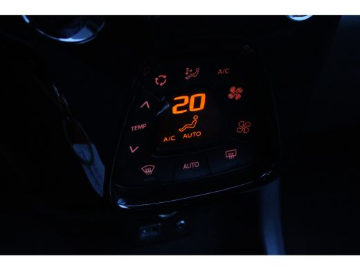 Peugeot 108 1.0 e-VTi Allure | Navi by app | Camera | Climate control | LED | Lichtmetaal | 28.500km | ActivLease financial lease