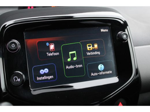 Peugeot 108 1.0 e-VTi Allure | Navi by app | Camera | Climate control | LED | Lichtmetaal | 28.500km | ActivLease financial lease