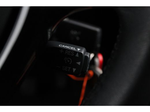 Peugeot 108 1.0 e-VTi Allure | Navi by app | Camera | Climate control | LED | Lichtmetaal | 28.500km | ActivLease financial lease