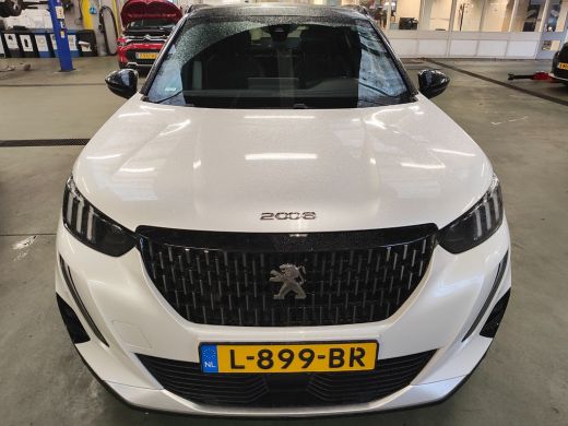 Peugeot 2008 1.2 PureTech GT Pack | Achterbank in delen neerklapbaar | Achteruitrijcamera | Airco (automatisch) ActivLease financial lease