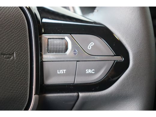 Peugeot 208 1.2 PURETECH 100PK ALLURE PACK AUTOMAAT / NAVI / LEDER / CLIMA / FULL-LED / PDC / 16" LMV / CAMER... ActivLease financial lease