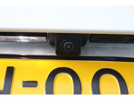 Peugeot 3008 1.6 HYBRID 225PK ALLURE PACK AUTOMAAT / NAVI / LEDER / CLIMA / PDC / 18" LMV / CAMERA / KEYLESS /... ActivLease financial lease