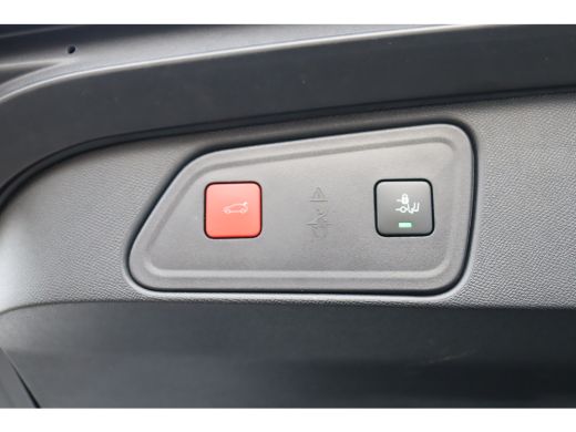 Peugeot 3008 1.6 HYBRID 225PK ALLURE PACK AUTOMAAT / NAVI / LEDER / CLIMA / PDC / 18" LMV / CAMERA / KEYLESS /... ActivLease financial lease