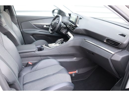 Peugeot 3008 1.6 HYBRID 225PK ALLURE PACK AUTOMAAT / NAVI / LEDER / CLIMA / PDC / 18" LMV / CAMERA / KEYLESS /... ActivLease financial lease