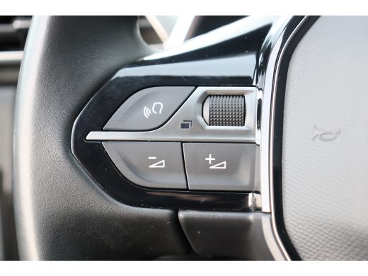 Peugeot 3008 1.6 HYBRID 225PK ALLURE PACK AUTOMAAT / NAVI / LEDER / CLIMA / PDC / 18" LMV / CAMERA / KEYLESS /... ActivLease financial lease