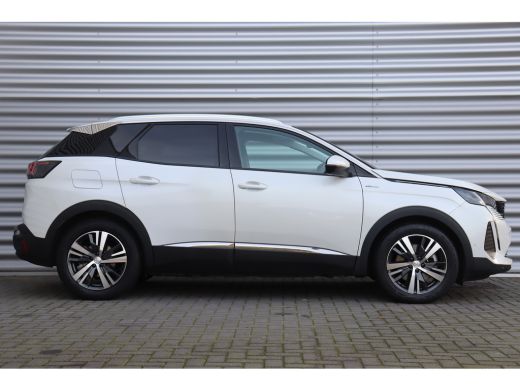 Peugeot 3008 1.6 HYBRID 225PK ALLURE PACK AUTOMAAT / NAVI / LEDER / CLIMA / PDC / 18" LMV / CAMERA / KEYLESS /... ActivLease financial lease