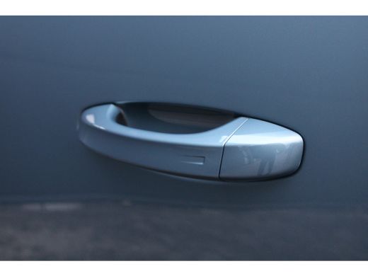 Peugeot 5008 1.2 Hybrid 136 Allure | Automaat | Navigatie | Camera | Panorama/schuifdak | Origineel NL gelever... ActivLease financial lease