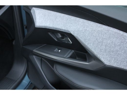 Peugeot 5008 1.2 Hybrid 136 Allure | Automaat | Navigatie | Camera | Panorama/schuifdak | Origineel NL gelever... ActivLease financial lease