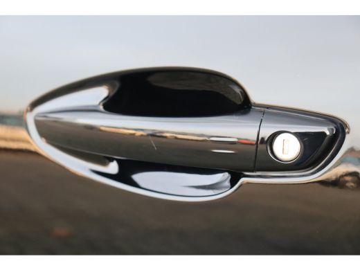 Peugeot 5008 1.2 HYBRID 136PK GT PACK AUTOMAAT / NAVI / CLIMA / PDC / 19" LMV / CAMERA / KEYLESS / PANO. DAK /... ActivLease financial lease