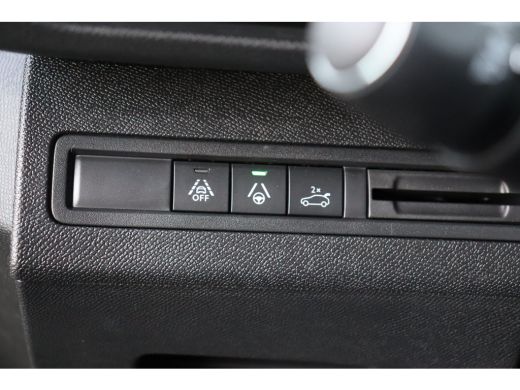 Peugeot 5008 1.2 HYBRID 136PK GT PACK AUTOMAAT / NAVI / CLIMA / PDC / 19" LMV / CAMERA / KEYLESS / PANO. DAK /... ActivLease financial lease