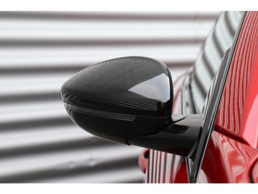 Peugeot 508 SW 1.6 HYBRID 225PK GT PACK AUTOMAAT / NAVI / LEDER / CLIMA / PDC / 19" LMV / CAMERA / KEYLESS / ... ActivLease financial lease