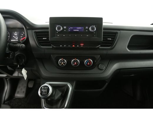 Renault Trafic 2.0 dCi T29 L2H1 | Euro6 | DC | 6-Zits | Airco | Cruise | Parkeersens. ActivLease financial lease