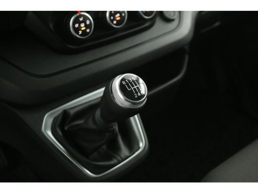 Renault Trafic 2.0 dCi T29 L2H1 | Euro6 | DC | 6-Zits | Airco | Cruise | Parkeersens. ActivLease financial lease