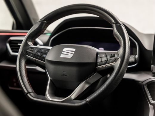 Seat Leon 1.4 TSI eHybrid PHEV FR 204Pk Automaat (APPLE CARPLAY, GROOT NAVI, CAMERA, SFEERVERLICHTING, LEDE... ActivLease financial lease