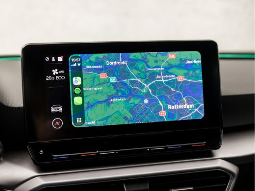 Seat Leon 1.4 TSI eHybrid PHEV FR 204Pk Automaat (APPLE CARPLAY, GROOT NAVI, CAMERA, SFEERVERLICHTING, LEDE... ActivLease financial lease