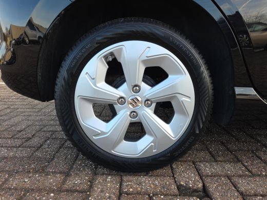 Suzuki Swift 1.2 Select Smart Hybrid | Apple CarPlay | Blindspot | Rijklaarprijs incl. garantie | ActivLease financial lease