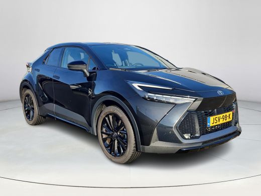 Toyota C-HR 2.0 Plug-in Hybrid 220 Black Edition ActivLease financial lease