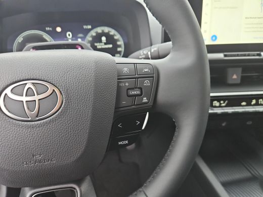 Toyota C-HR 2.0 Plug-in Hybrid 220 Dynamic ActivLease financial lease