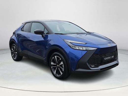 Toyota C-HR 2.0 Plug-in Hybrid 220 Dynamic ActivLease financial lease