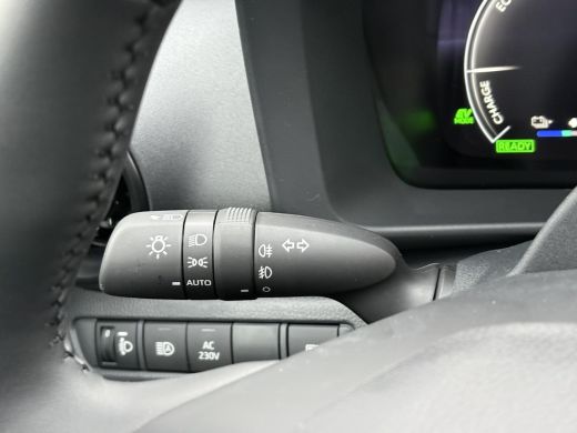 Toyota C-HR 2.0 Plug-in Hybrid 220 Dynamic **MIDNIGHT TEAL/ NIEUWE AUTO/ DIRECT LEVERBAAR** ActivLease financial lease