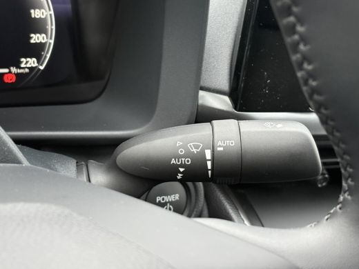 Toyota C-HR 2.0 Plug-in Hybrid 220 Dynamic **MIDNIGHT TEAL/ NIEUWE AUTO/ DIRECT LEVERBAAR** ActivLease financial lease