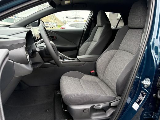 Toyota C-HR 2.0 Plug-in Hybrid 220 Dynamic **MIDNIGHT TEAL/ NIEUWE AUTO/ DIRECT LEVERBAAR** ActivLease financial lease